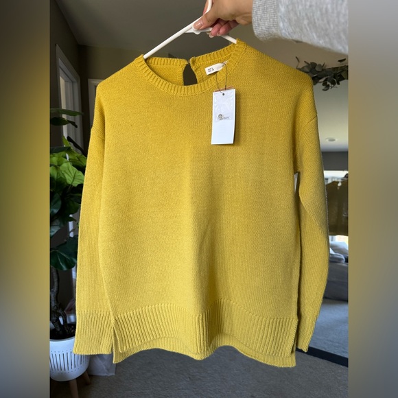 Sweaters - NWT Mustard Sweater
